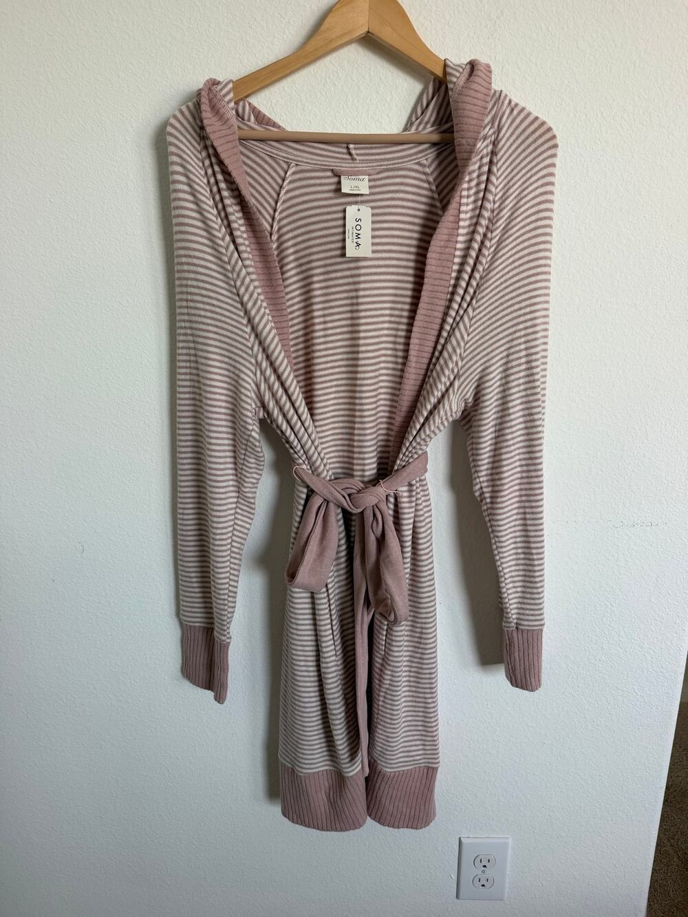 Soma Intimates pink striped supper soft robe New Cozy Loungewear size L/XL